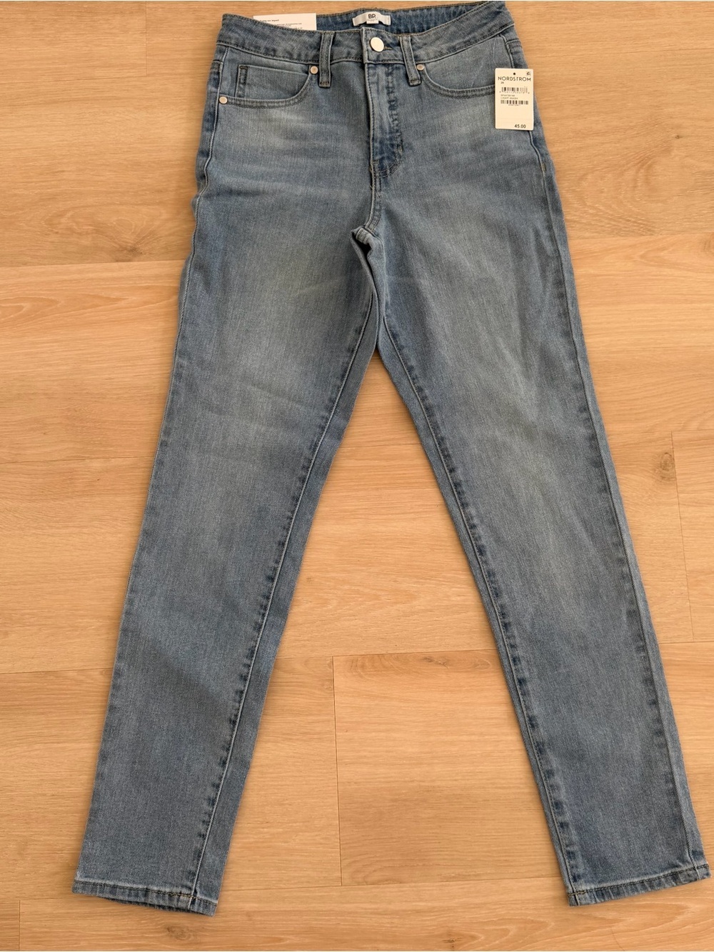 BP. High Waist Mom Jeans in Blue Light Wash Size 26 NWT
